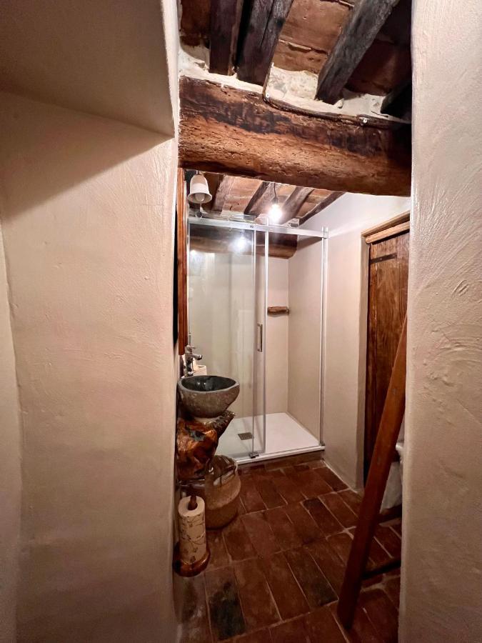 شقة La Casa Del Teatro Campiglia dʼOrcia المظهر الخارجي الصورة