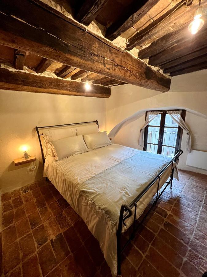 شقة La Casa Del Teatro Campiglia dʼOrcia المظهر الخارجي الصورة